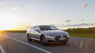 Volkswagen Arteon už si můžete koupit 1