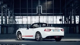 Fiat 124 Spider S-Design