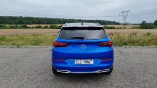 Opel Grandland Plug-in Hybrid4