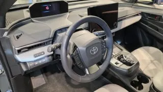 Toyota C-HR+