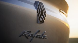 Renault Rafale E-Tech full hybrid