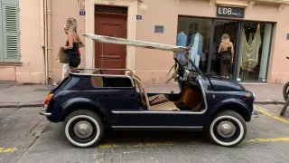 Plážová vozítka na Azurovém pobřeží