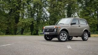 Lada Niva Legend