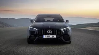 Nový Mercedes-AMG C63 S E Performance