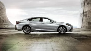 Lexus ES F Sport 2018