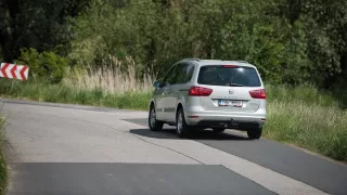 Ojetý SEAT Alhambra nabízí skvělou hodnotu 10