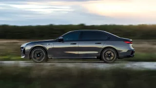 BMW M760e xDrive