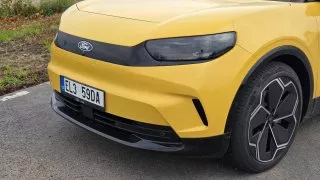 Testovaný Ford Capri.