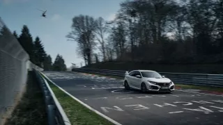 Nejrychlejší předokolka je Civic Type R - Obrázek 