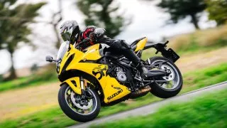 Suzuki GSX-8R