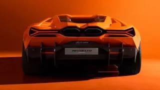 Lamborghini Revuelto