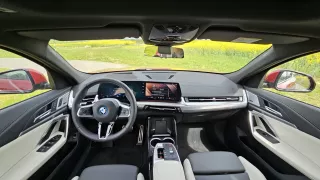 BMW iX2 xDrive30e