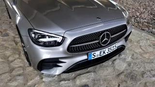 Mercedes třídy E sedan