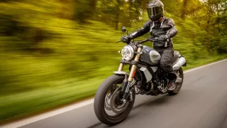 Ducati Scrambler 1100 carshot 2