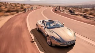 Nádherný roadster Aston Martin DB11 Volante. 7