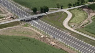 Kompletní dálniční síť bude hotová do deseti let. Letos se však otevře rekordní množství úseků