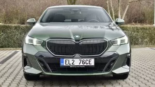 BMW 550e