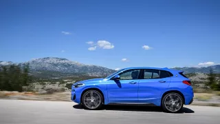 BMW X2 - atlet v dobré kondici 10