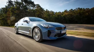 Kia Stinger Carshot 5