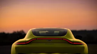 Aston Martin Vantage MY2018 10