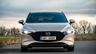 Mazda3 e-Skyactiv X186