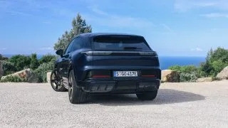 Porsche Cayenne Electric