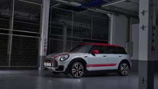 MINI John Cooper Works Clubman 4