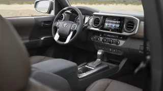 Toyota Tacoma - Obrázek 3
