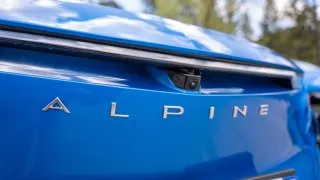 Alpine A390