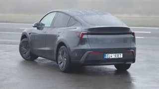 Tesla Model Y Standard